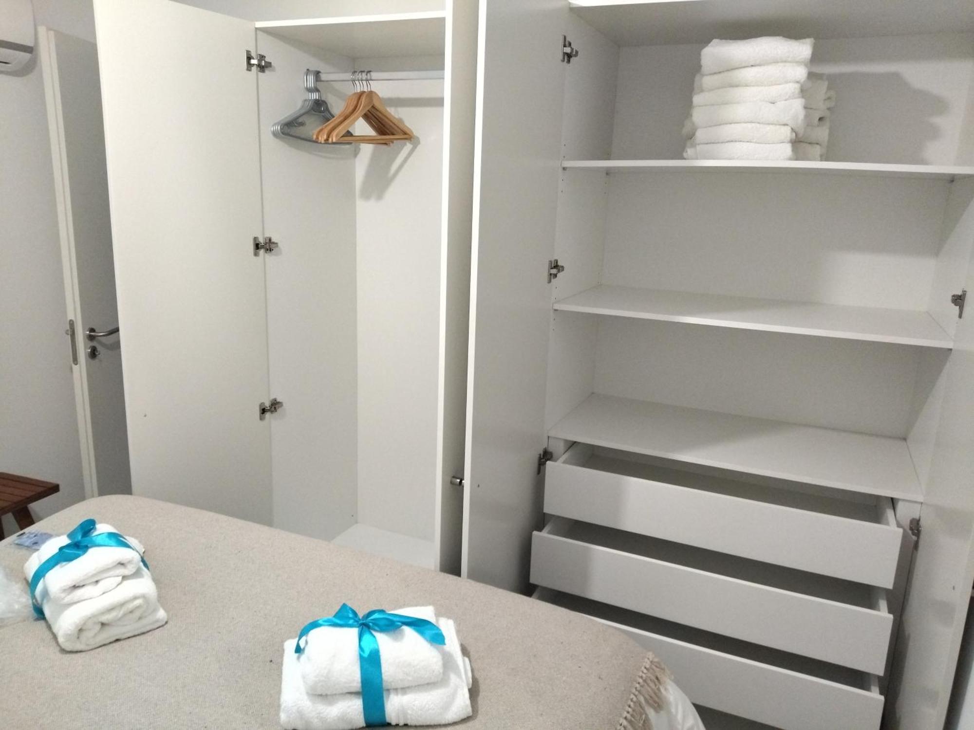 Cais Das Pedras Patio Apartment - With Washer And Dryer Machine OOporto Exterior foto